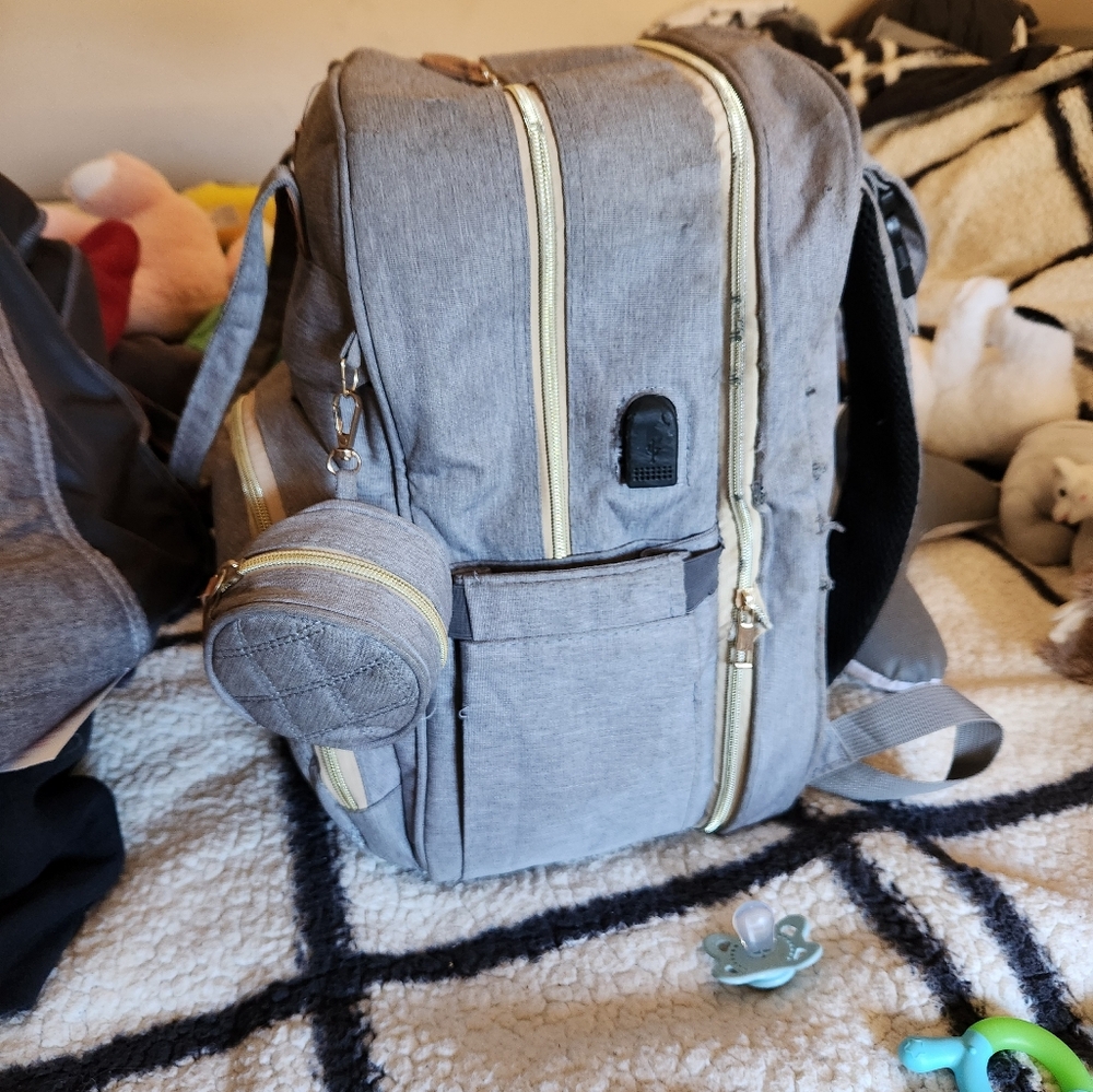 Baby backpack - Picture 3 of 3